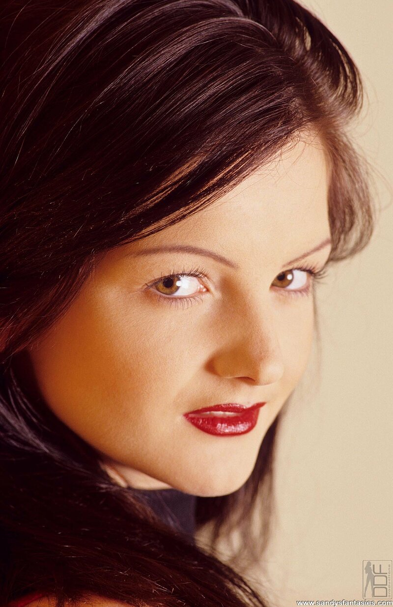 Анна, 25